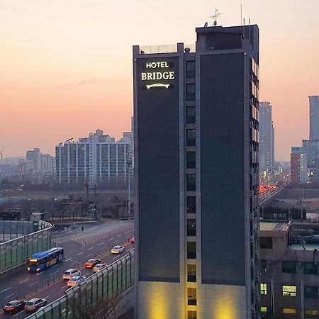 Hotel Bridge Seoul Exterior photo