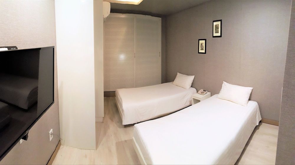Hotel Bridge Seoul Exterior photo