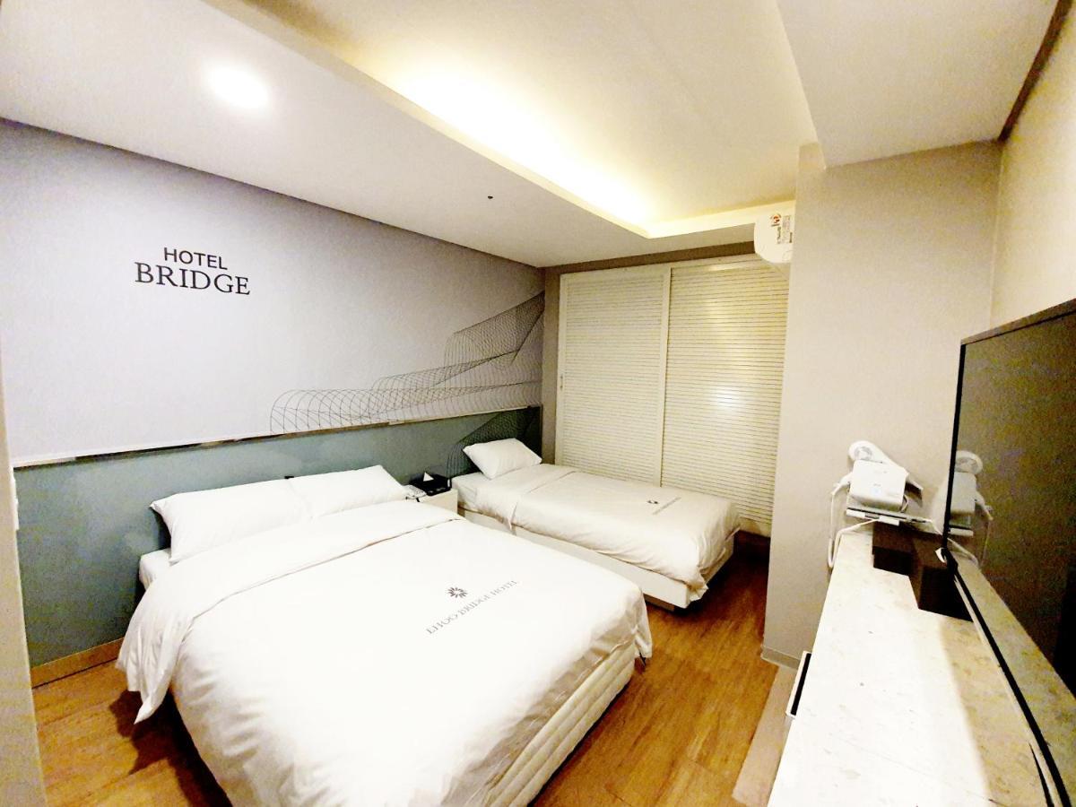 Hotel Bridge Seoul Exterior photo